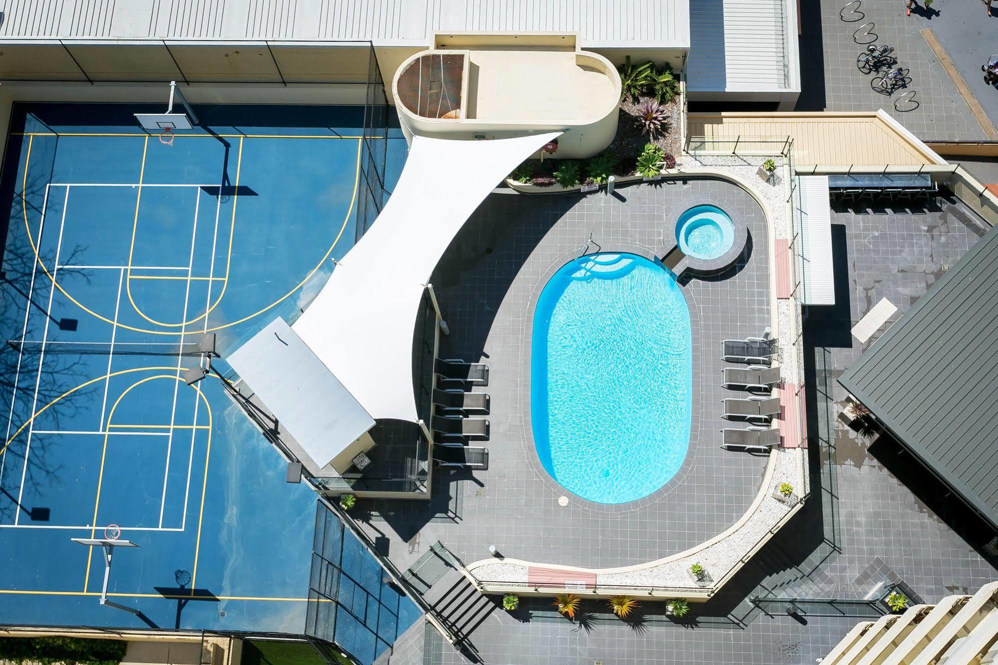 Breakfree Cosmopolitan Aparthotel Guldkusten Exteriör bild